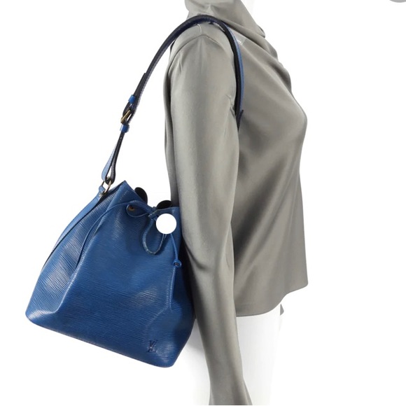 Authentic Louis Vuitton Epi Bucket - Picture 16 of 16